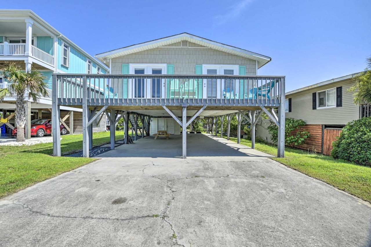 Oak Island Beach Abode With Deck Walk To Shore! Eksteriør bilde